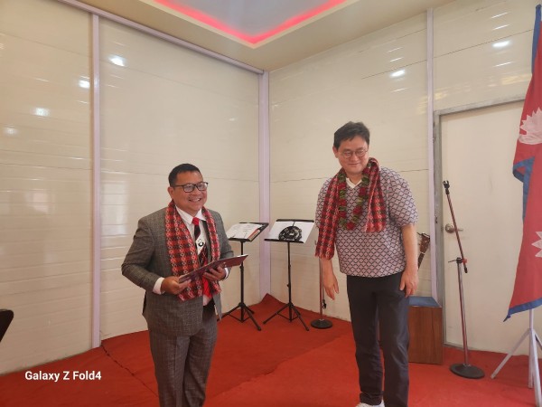 2072962787_681d5a4194335_1746754113607.j