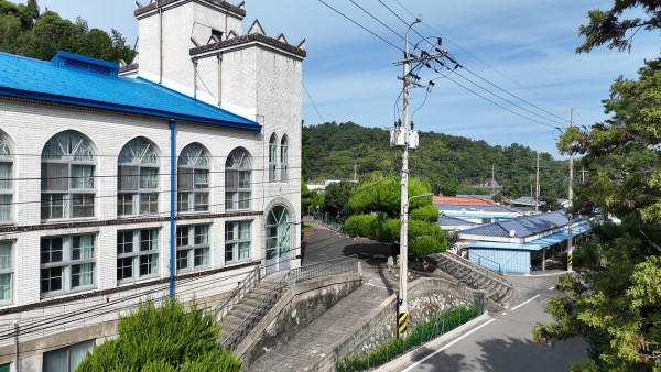 2072962787_681d5d5a39a90_17467549062362.