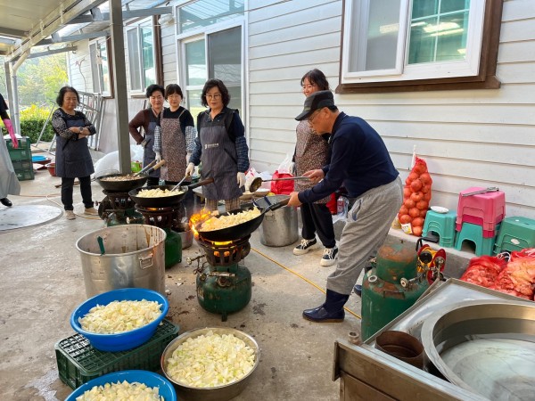 2072962787_681d5d5a3f092_17467549062582.