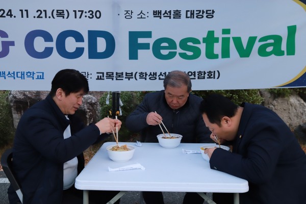 2072962787_681d5d5a441cf_1746754906279.j